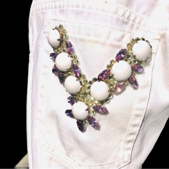 Dolce & Gabbana Denim - Dolce Gabbana white jeans with crystals Sz 30 x 32